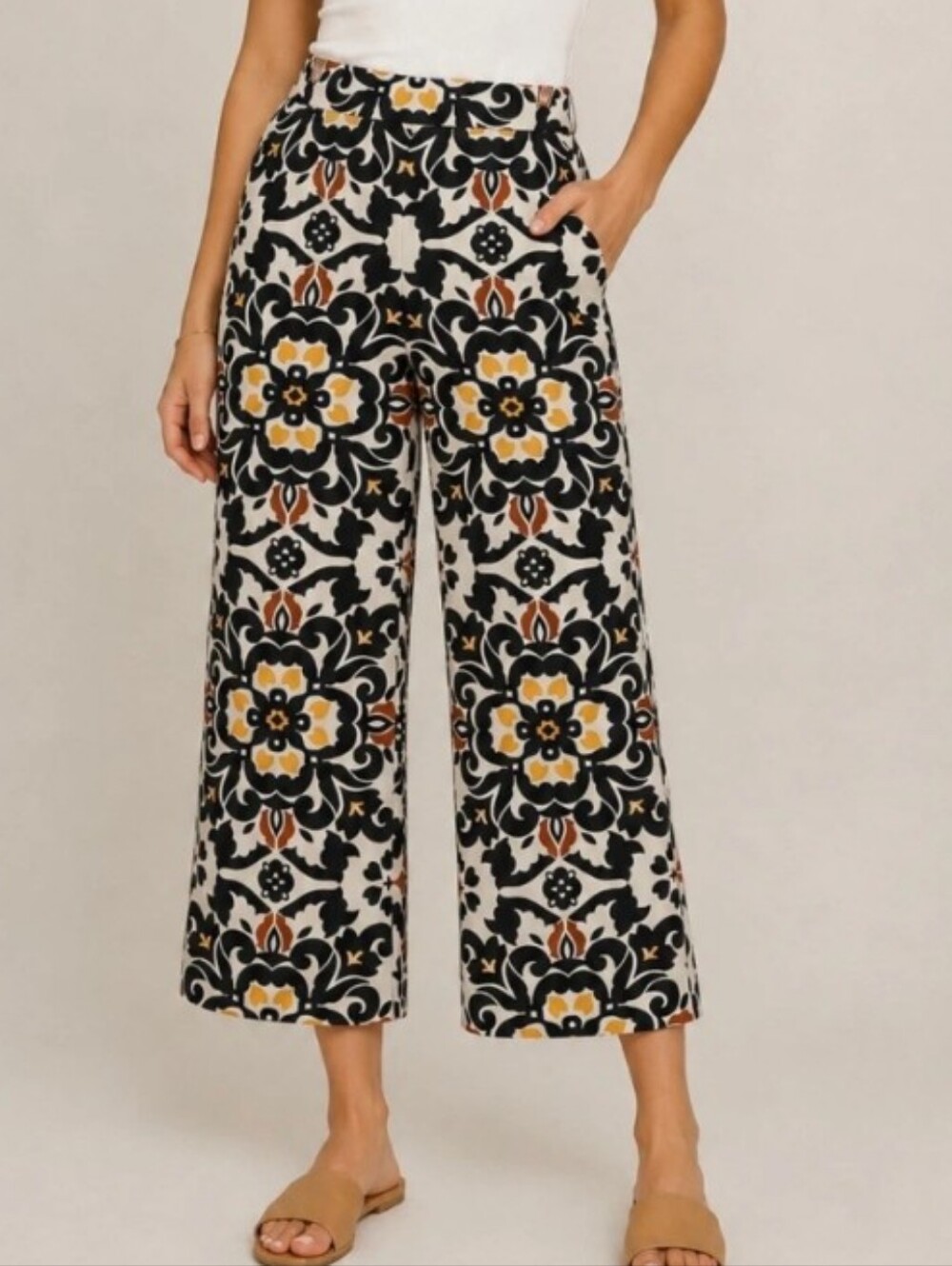 BODEN bold print cropped pants 2 P